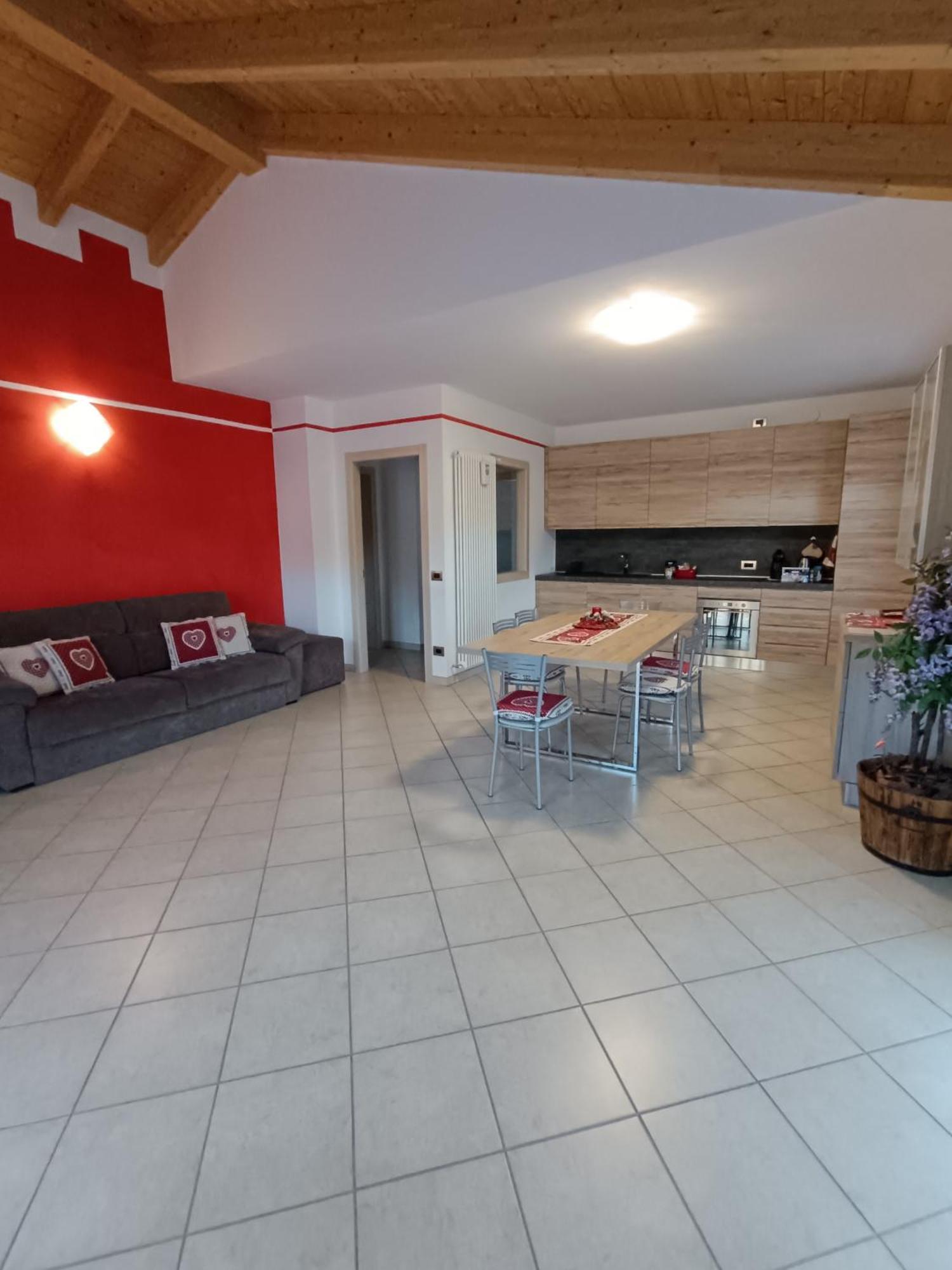 Appartement Pisolo Selvaggio à Tirano Chambre photo