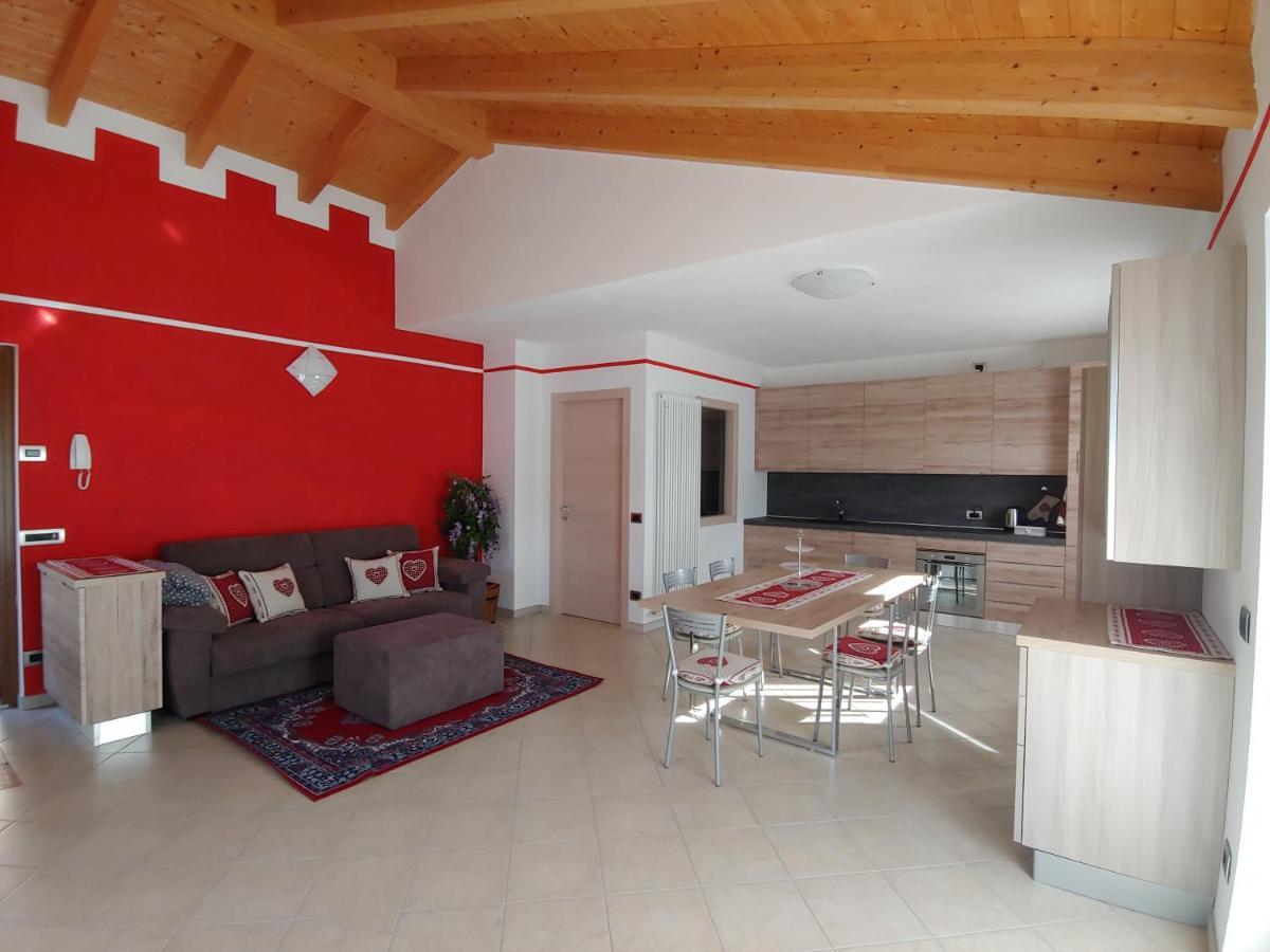 Appartement Pisolo Selvaggio à Tirano Extérieur photo