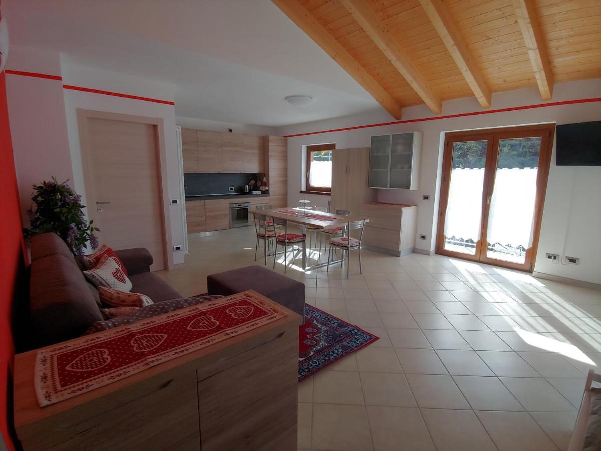 Appartement Pisolo Selvaggio à Tirano Extérieur photo